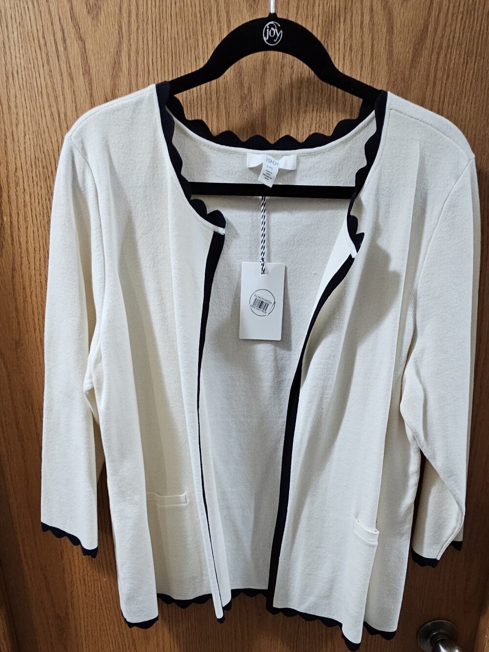 1901 Cream Open-Front Cardigan with Black Scalloped Trim